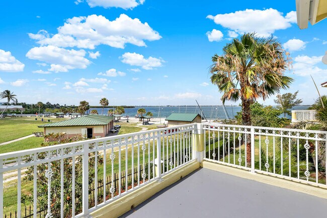 Building Photo - 1500 Mariner Bay Blvd