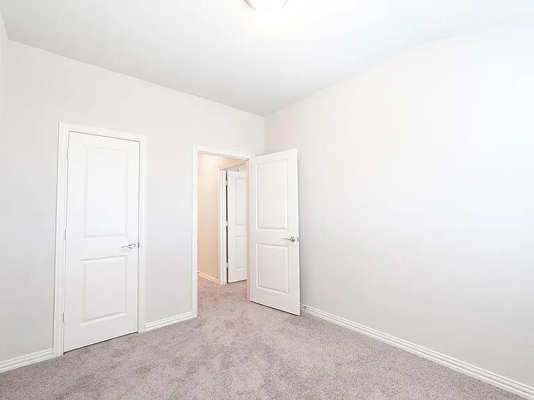 Building Photo - 3429 Solana Cir