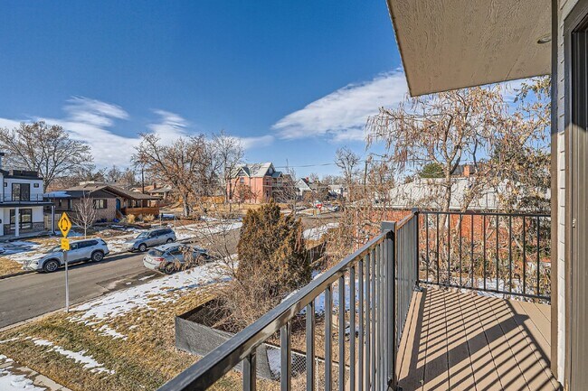 Building Photo - Available July! Spacious 3-Bedroom Townhouse with 3.5 Baths in Vibrant Sloans Lake!