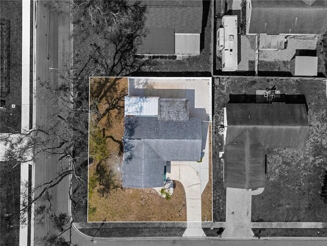 Building Photo - 2814 20th Ave Dr W