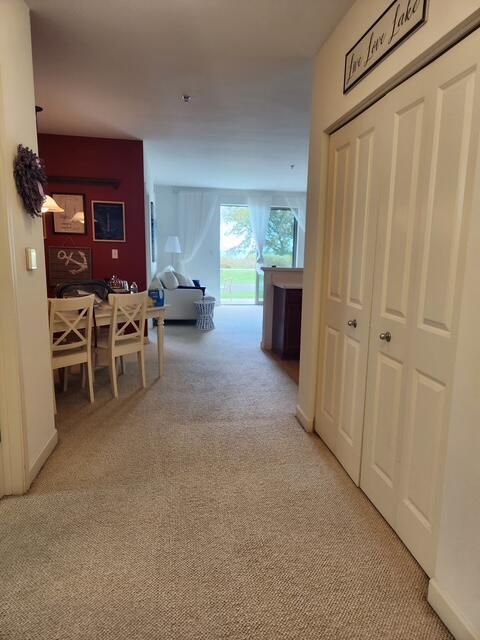 Building Photo - 4120 S Lake Dr