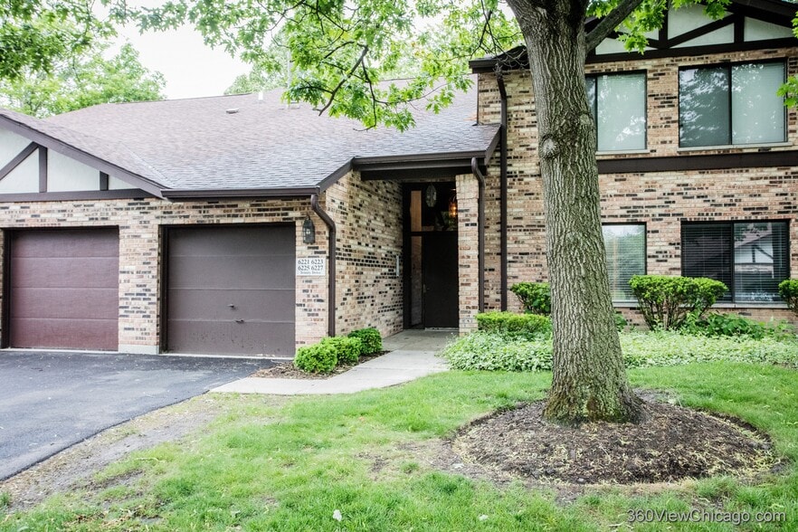 Building Photo - 6237 Trinity Dr