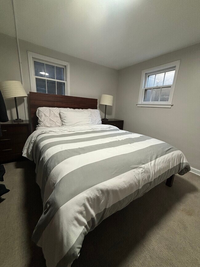 Bedroom 3 - 4470 Eliot St