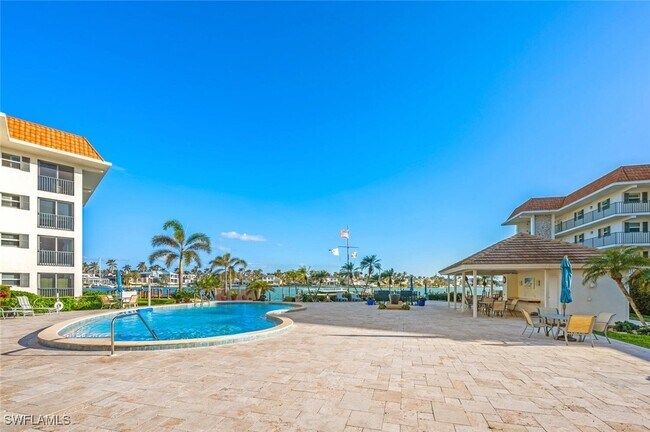 Building Photo - 222 Harbour Dr