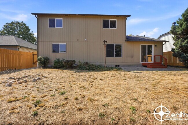 Building Photo - 15608 NE 44th St