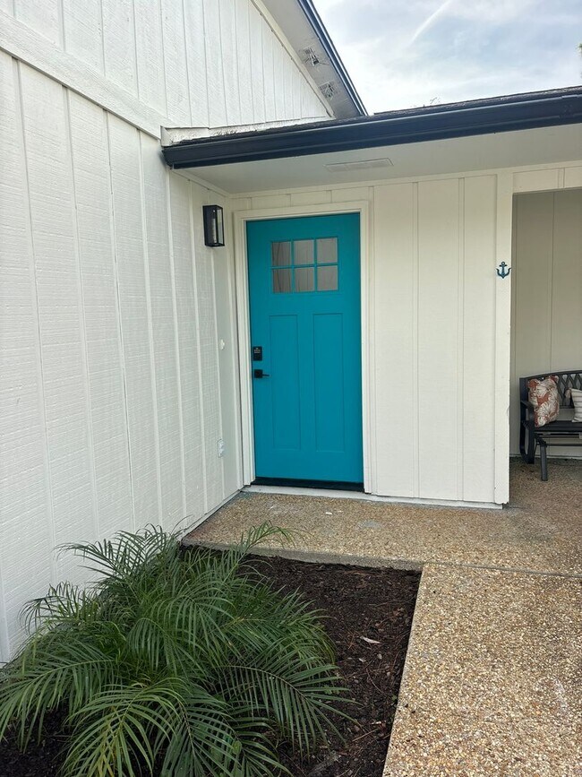 Building Photo - 2809 Lagoon Knoll Dr
