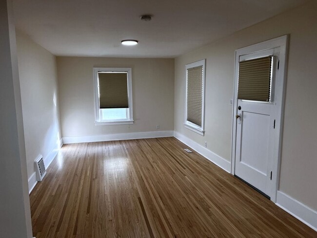 Building Photo - Renovated 3 -Bedroom, 2-1/2 Bathroom Farm ...