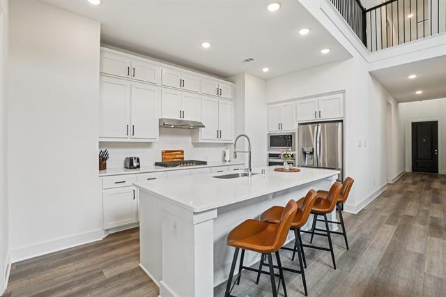Building Photo - 422 Firecrest Ln