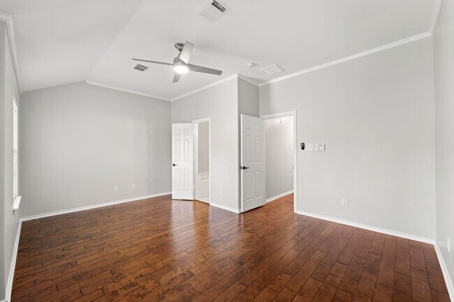Building Photo - 26 Musgrove Pl