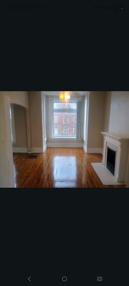 Living Room - 2818 W Wilcox St