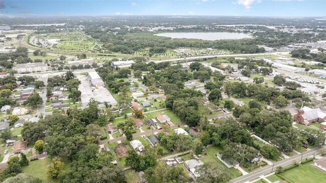 Building Photo - 932 Augusta St