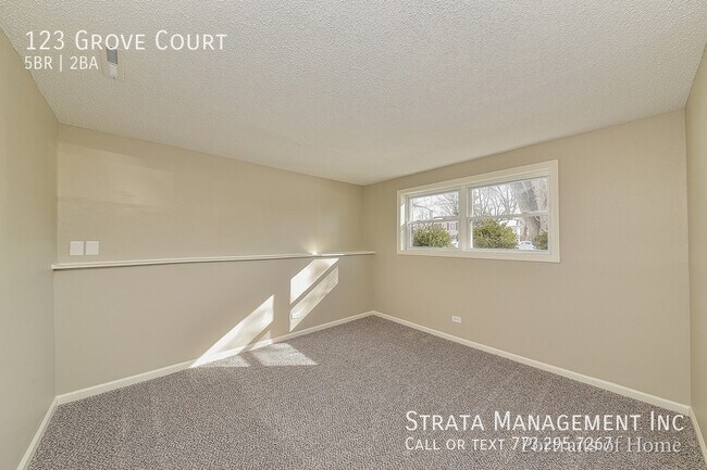 Building Photo - 123 Grove Ct
