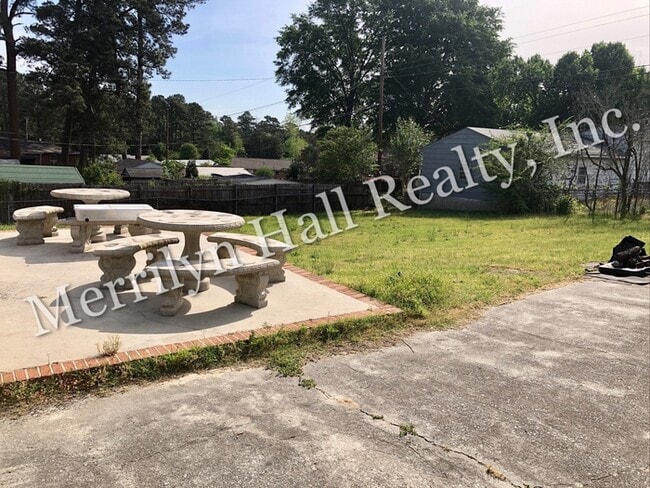 Building Photo - 2130 Morninglo Ln