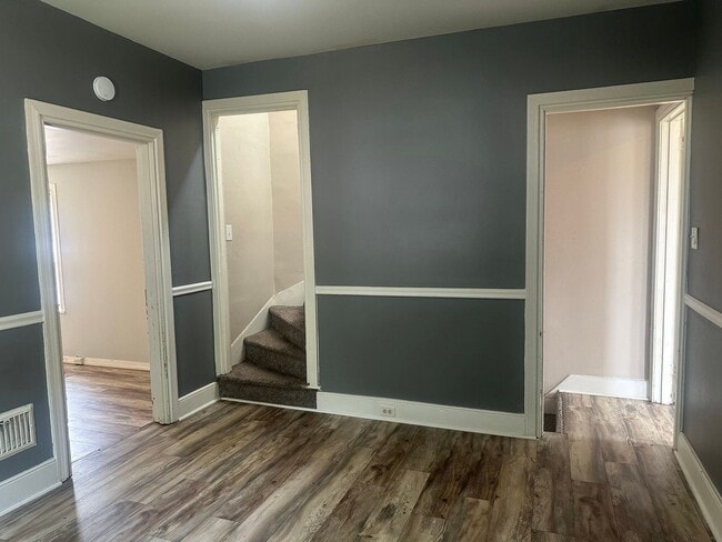 Building Photo - 800 Tuckerton Ave