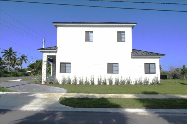 Building Photo - 11998 SW 232nd St