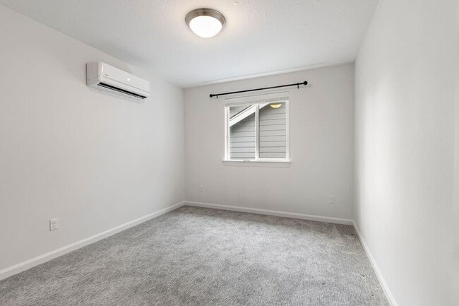 Building Photo - 3243 N Houghton St