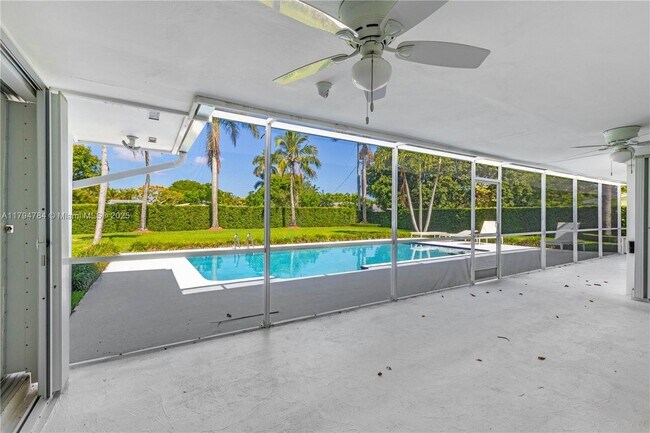 Building Photo - 13790 SW 80th Ave