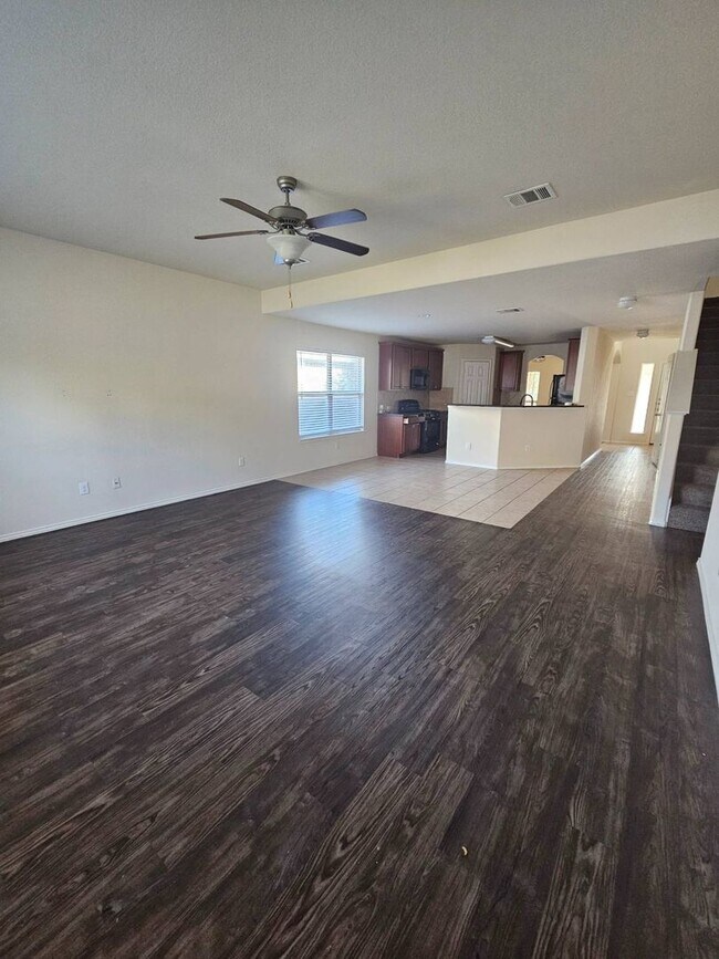 Building Photo - 18629 Falcon Pointe Blvd