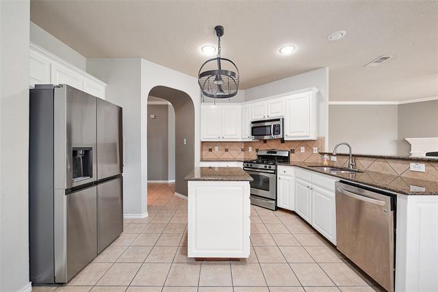 Building Photo - 10005 Butte Meadows Dr