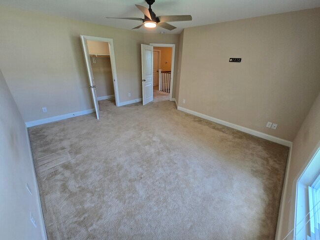 Building Photo - 47 Kentucky Derby Ln