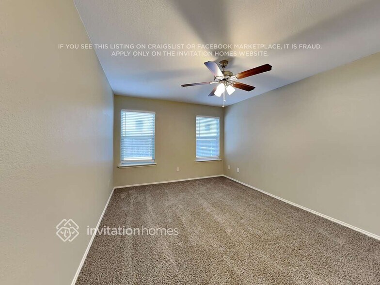 Building Photo - 214 Arabian Ln