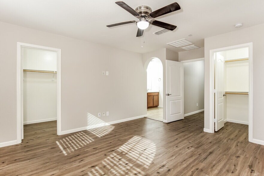 Building Photo - 29082 N 124th Ln