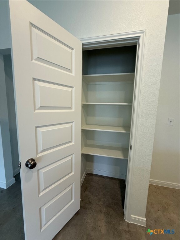 Building Photo - 903 Switchgrass Dr