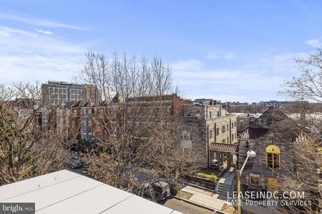 Building Photo - 21 Q St NW