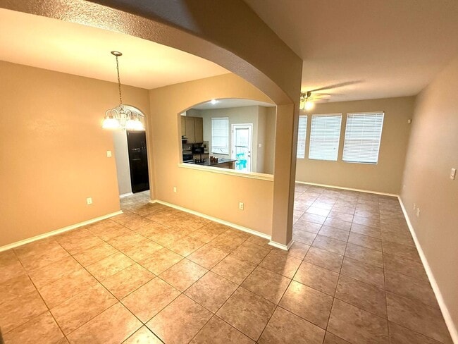 Building Photo - 9310 Albany Dr