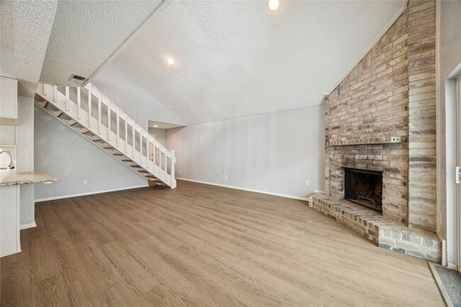 Building Photo - 13838 Beech Hollow Ln