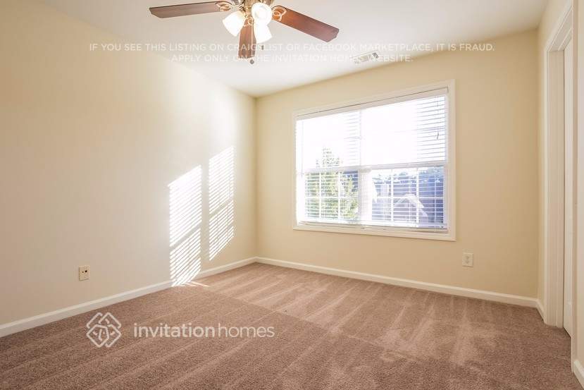 Building Photo - 2652 Sedgeview Ln NE