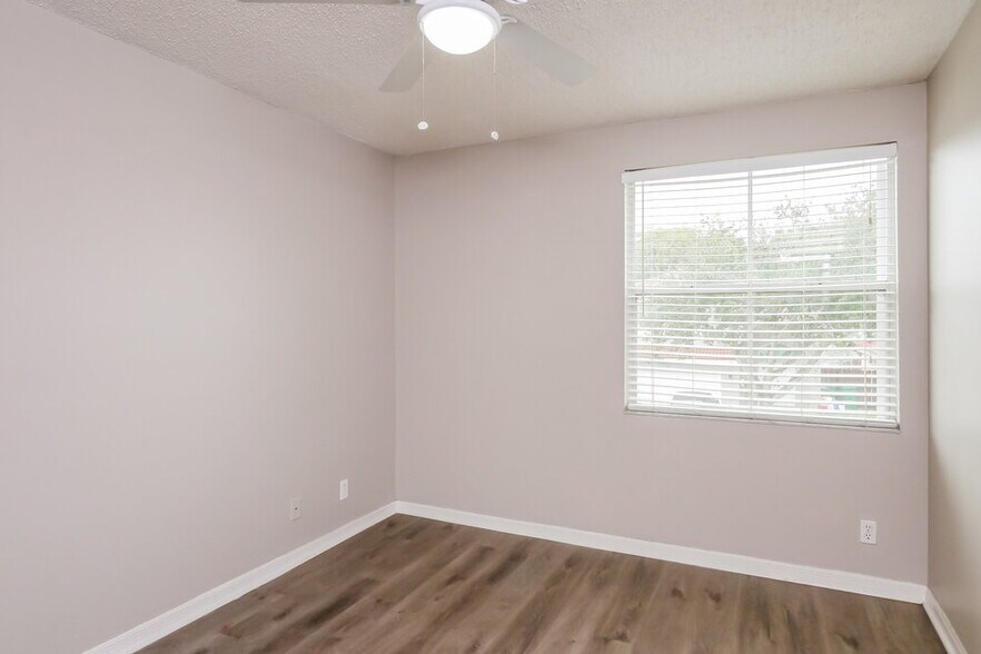 Building Photo - 4330 SW 82nd Way