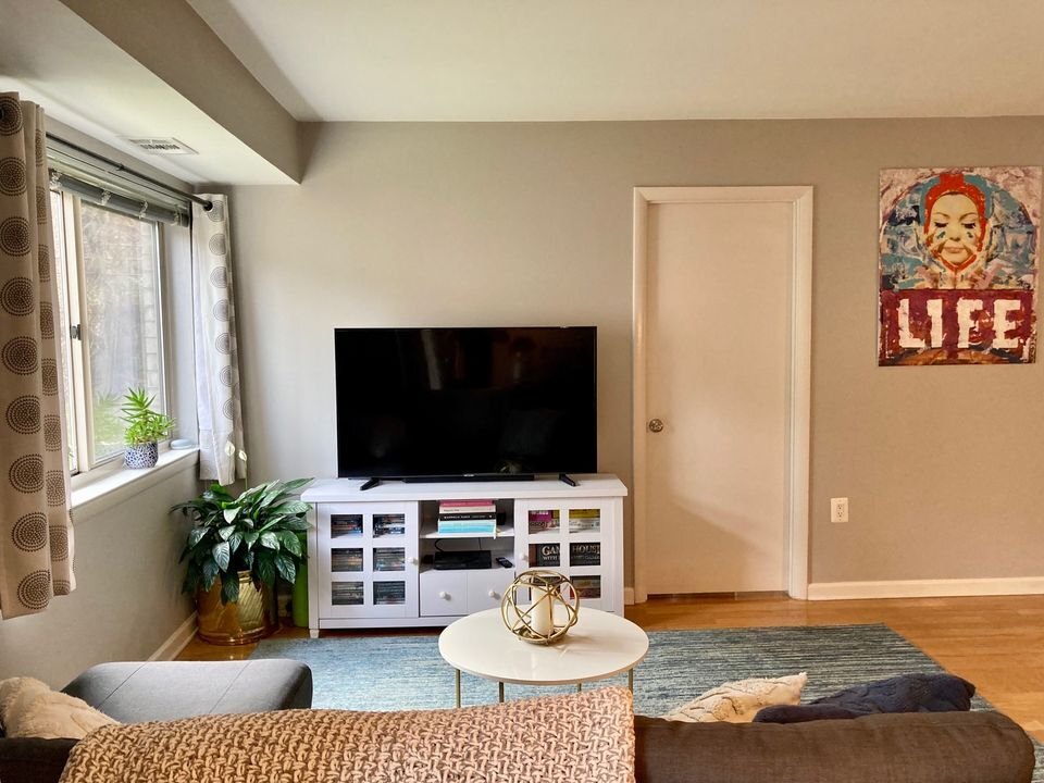 Building Photo - 12209 Braxfield Ct