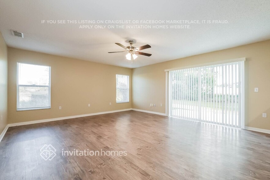 Building Photo - 2621 Fair Oaks Dr