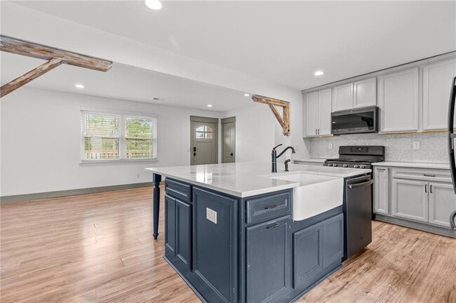 Building Photo - 4409 Doc Sams Rd