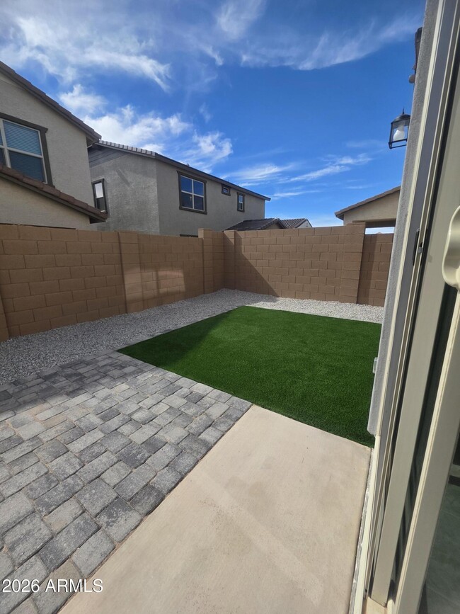 Building Photo - 25244 N 165TH Ln