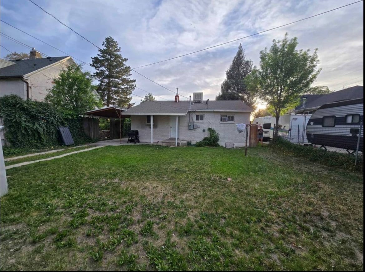Building Photo - 271 S 700 W