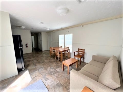 Building Photo - 12108 Diana Dr