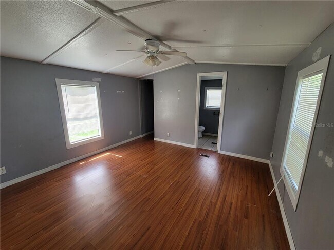 Building Photo - 40539 Enterprise Rd