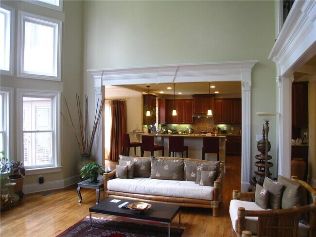 Building Photo - 9858 Talisman Dr