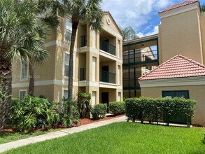 Building Photo - 755 Riverside Dr