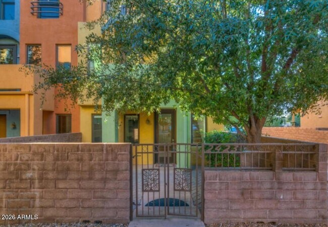 Building Photo - 2423 E Autumn Flower Dr