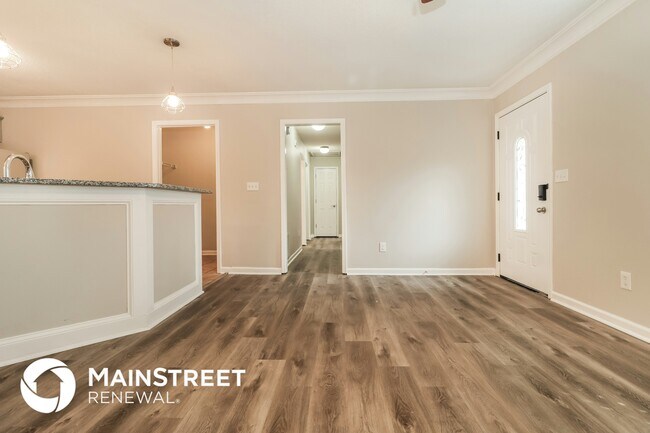 Building Photo - 633 Southern Trace Dr