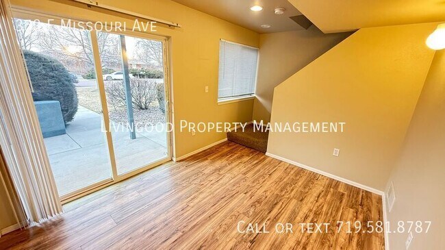 Building Photo - 353 E Missouri Ave