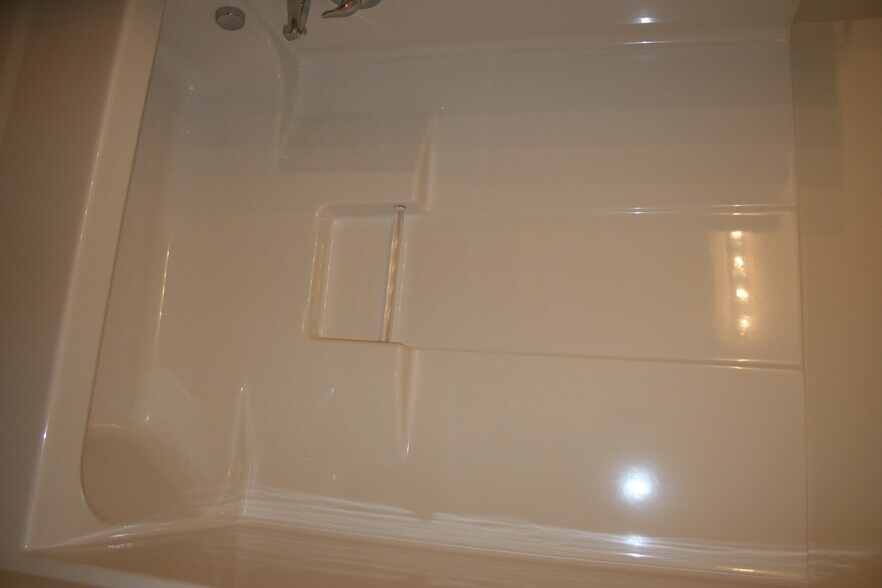 Building Photo - 29 Muskrat Dr