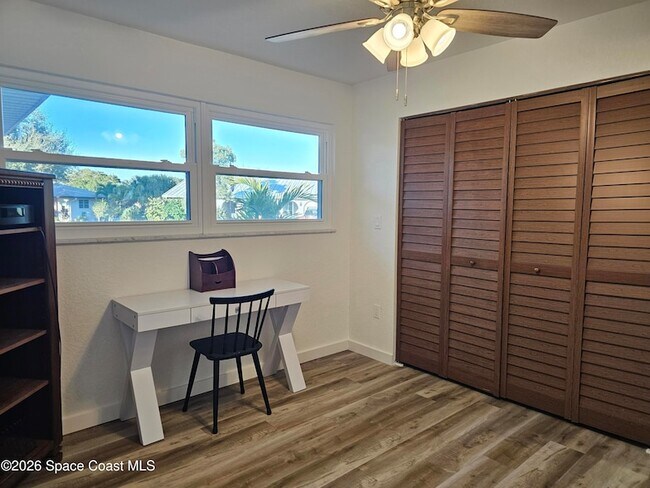 Building Photo - 872 Sadnet Cir NE