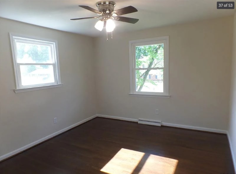 Building Photo - 1624 Darby Dr