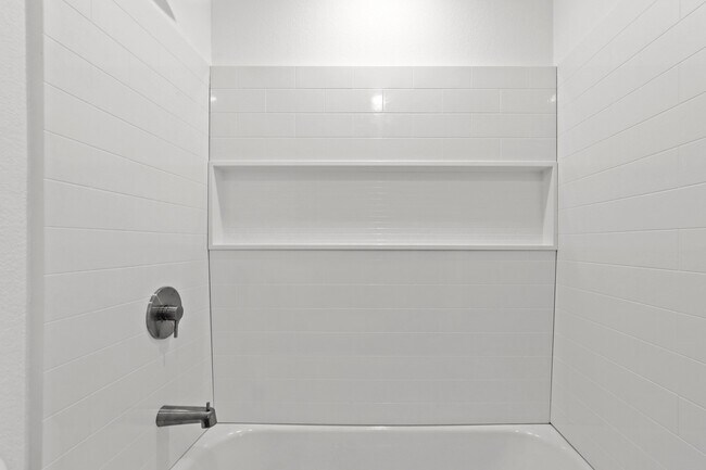 Floorplan - Eleven8 Apartments