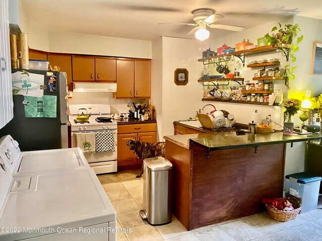 Building Photo - 1737 Belmar Blvd