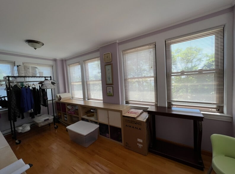 Building Photo - 202 Orient Ave